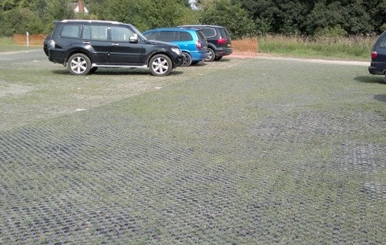 PERFO Interlocking Grass Reinforcement Tiles - Vehicle Roads, Tracks